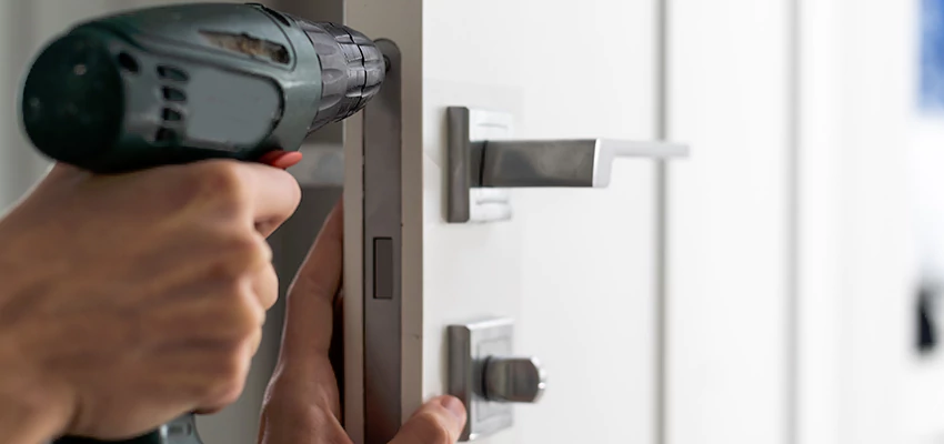 Locksmith For Lock Replacement Near Me in Cornwall, ON