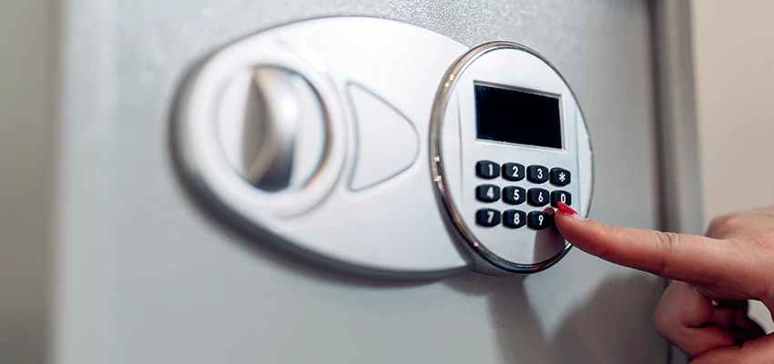 Jewelry Safe Cracking in Cornwall, Ontario