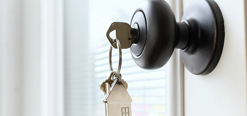 Bifold Door Knob Replacement in Cornwall, Ontario