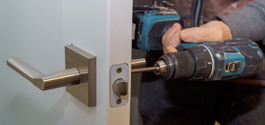 Broken Door Handle Lock Repair in Cornwall, Ontario