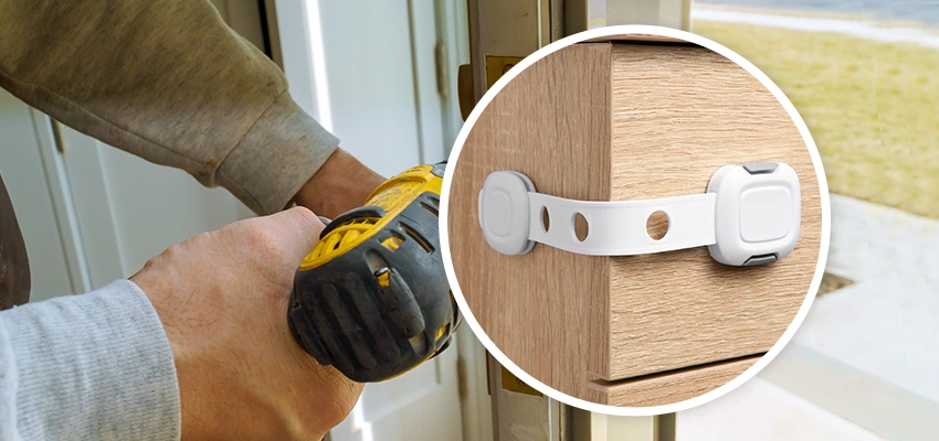 Childproof Sliding Door Locks in Cornwall, ON