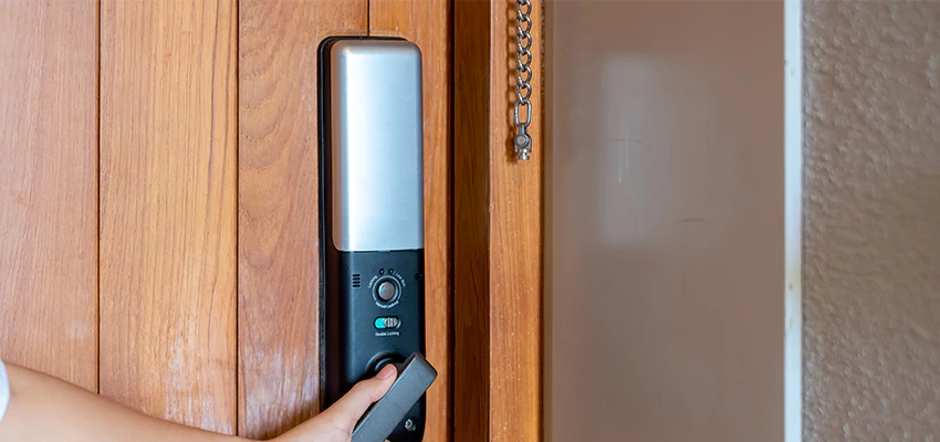 Home Security Electronic Locks Upgrades in Cornwall, ON