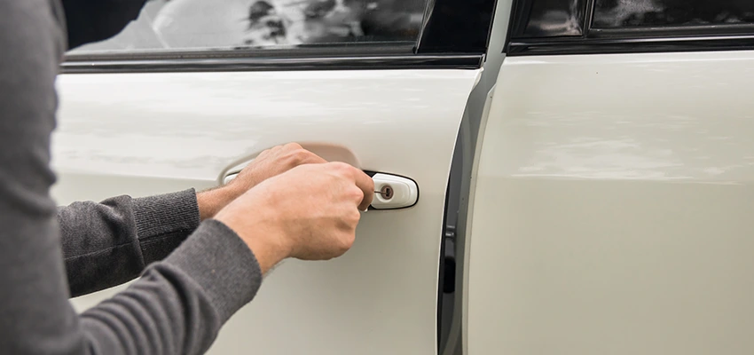 Unlock Car Door Service in Cornwall, ON